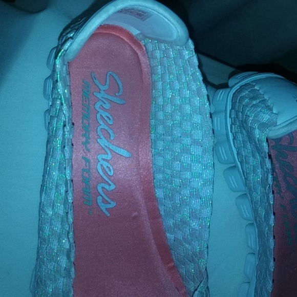 Shoes - Picture 2 of 4